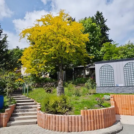 Oda ve Kahvaltı La Cadanise, Etoilee 4*