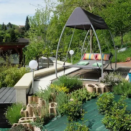 Bed & Breakfast La Cadanise, Etoilee 4*