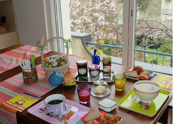 La Cadanise, Etoilee 4* Saint-Éloy-les-Mines