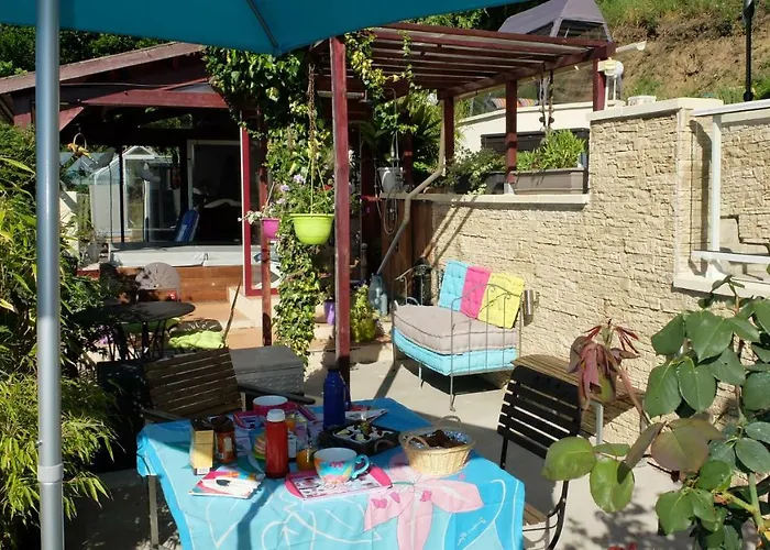 La Cadanise, Etoilee 4* Saint-Éloy-les-Mines